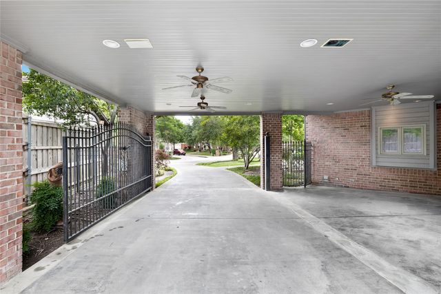 8722 Arbor Park Court, Dallas, TX 75243