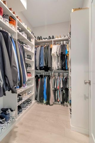 2810 W BARCELONA STREET, Tampa, FL 33629