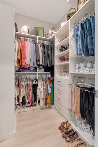 2810 W BARCELONA STREET, Tampa, FL 33629