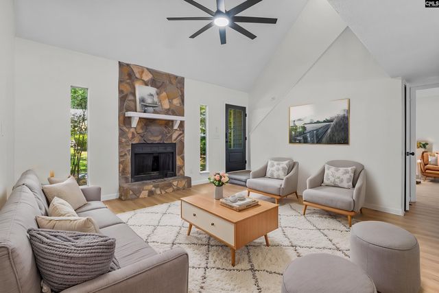 1 Pioneers Point Court, Irmo, SC 29063