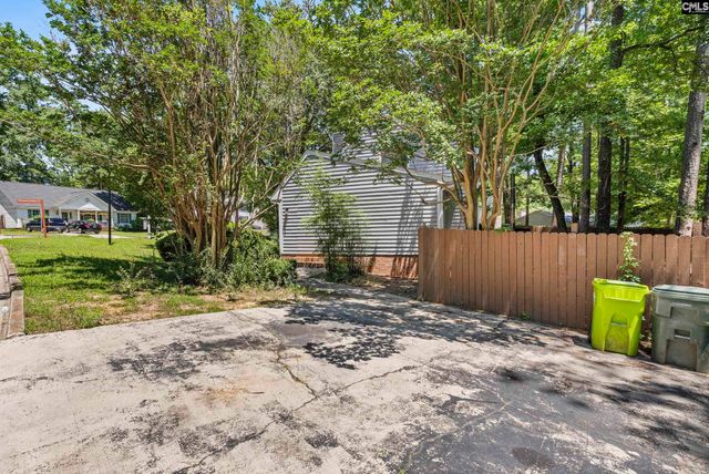 1 Pioneers Point Court, Irmo, SC 29063