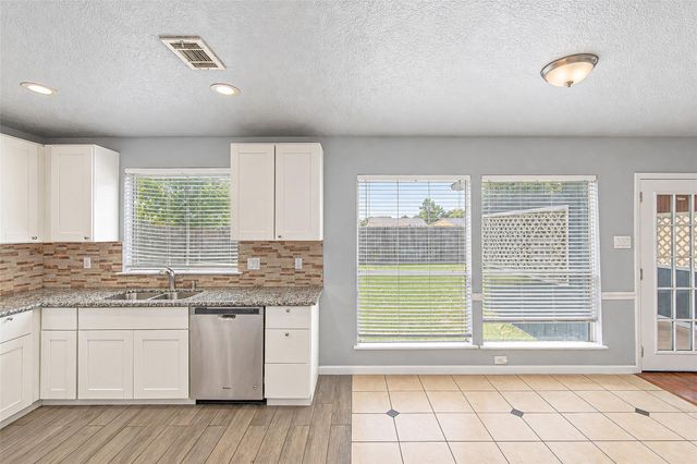 12027 Huntington Park Drive, Houston, TX 77099