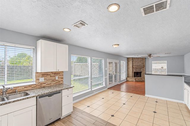 12027 Huntington Park Drive, Houston, TX 77099