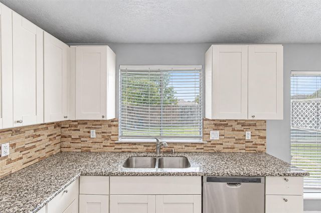 12027 Huntington Park Drive, Houston, TX 77099