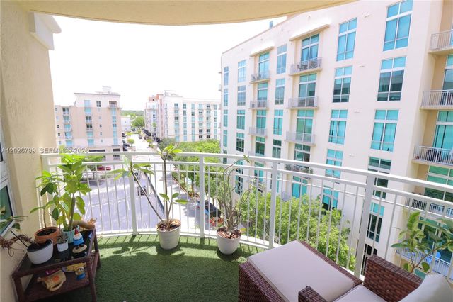 7350 SW 89th Street 701S, Miami, FL 33156