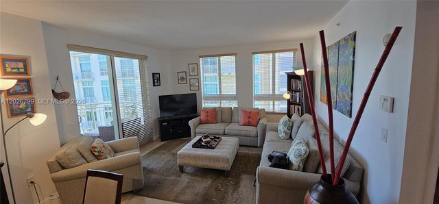 7350 SW 89th Street 701S, Miami, FL 33156