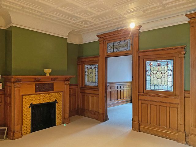 447 Warren Street, Hudson, NY 12534