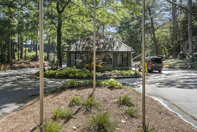 56 Cantey Place NW, Atlanta, GA 30327
