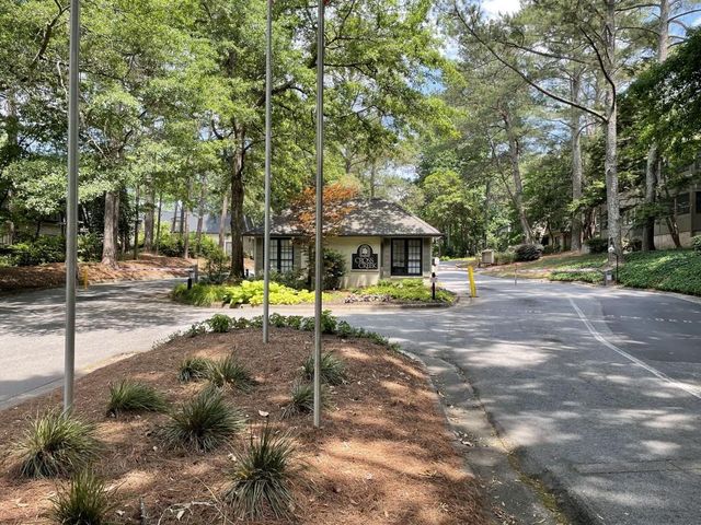 56 Cantey Place NW, Atlanta, GA 30327