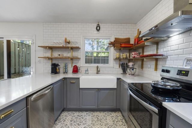 56 Cantey Place NW, Atlanta, GA 30327