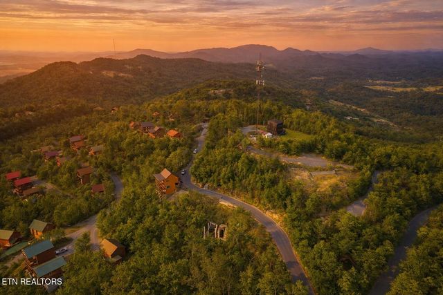 2297 Windy Lane, Sevierville, TN 37876