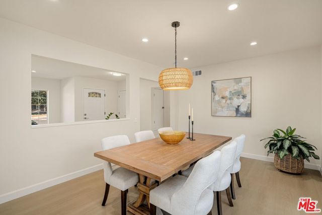 91 W Gainsborough Road, Thousand Oaks, CA 91360