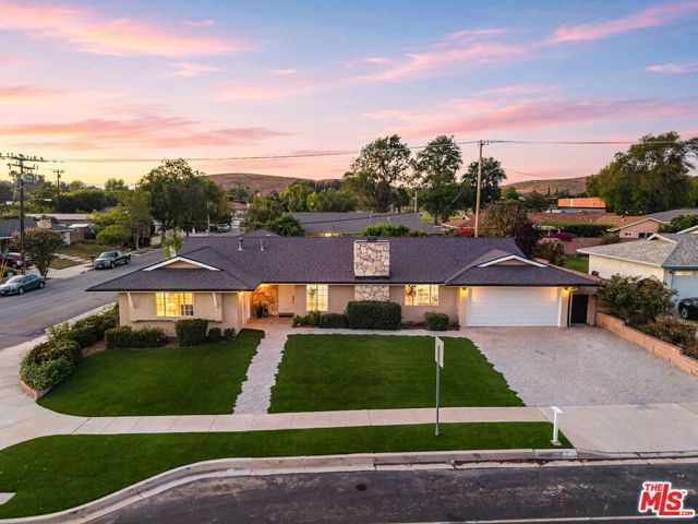 91 W Gainsborough Road, Thousand Oaks, CA 91360