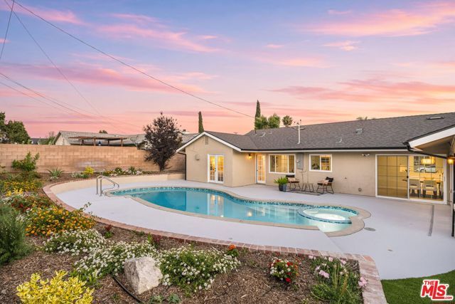 91 W Gainsborough Road, Thousand Oaks, CA 91360