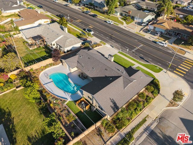 91 W Gainsborough Road, Thousand Oaks, CA 91360