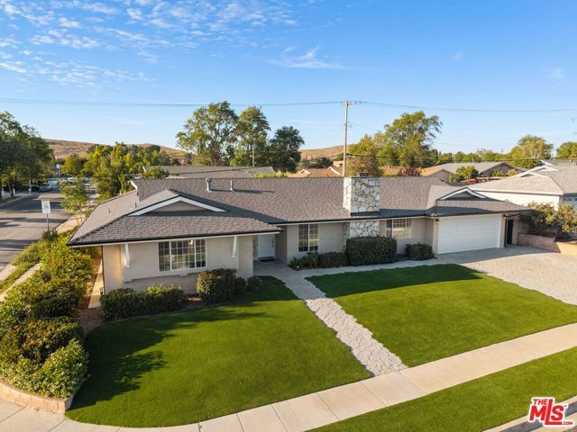 91 W Gainsborough Road, Thousand Oaks, CA 91360