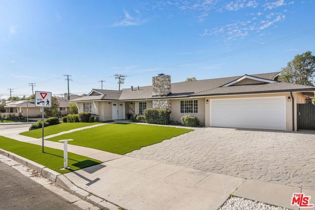 91 W Gainsborough Road, Thousand Oaks, CA 91360