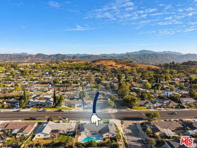 91 W Gainsborough Road, Thousand Oaks, CA 91360
