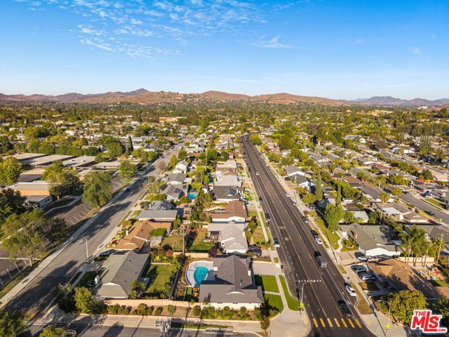 91 W Gainsborough Road, Thousand Oaks, CA 91360