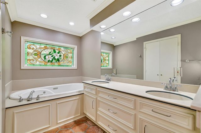 16002 Koenig Lane, Conroe, TX 77384