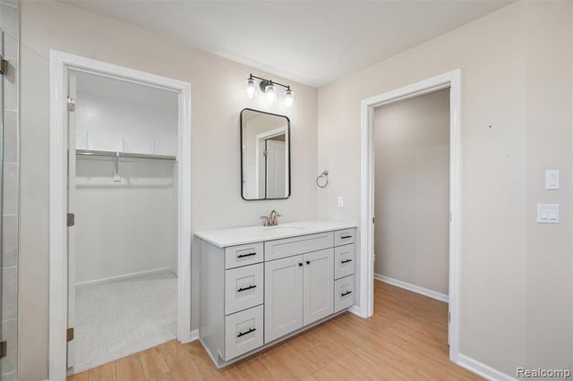 20942 Torbay Drive, Northville, MI 48167