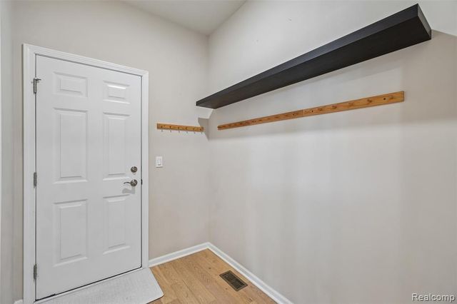 20942 Torbay Drive, Northville, MI 48167
