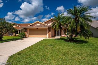 441 Countryside DR, Naples, FL 34104