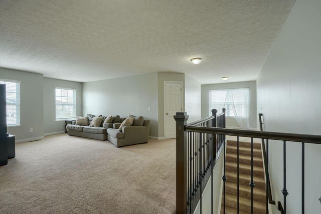 103 Carr Court, Pickerington, OH 43147