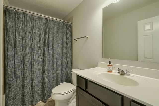 103 Carr Court, Pickerington, OH 43147
