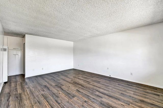 328-30 9th St, Del Mar, CA 92014