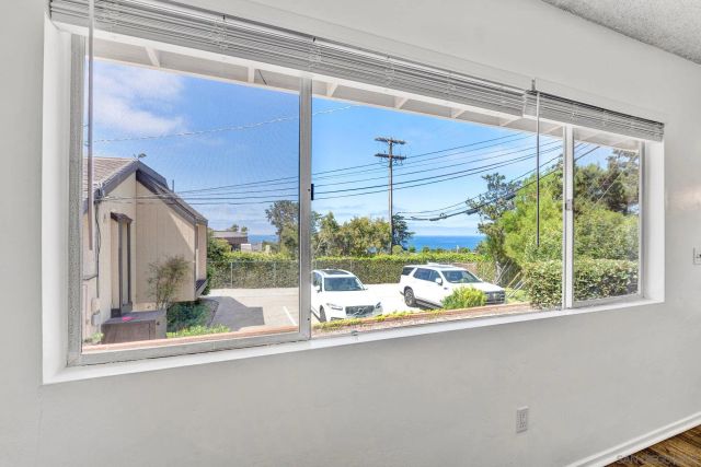 328-30 9th St, Del Mar, CA 92014