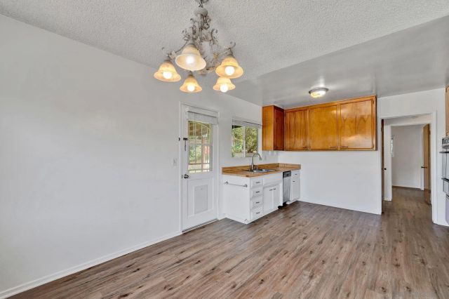 328-30 9th St, Del Mar, CA 92014