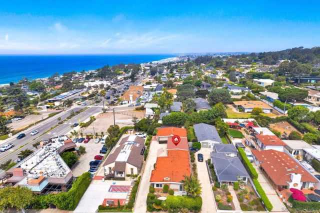 328-30 9th St, Del Mar, CA 92014