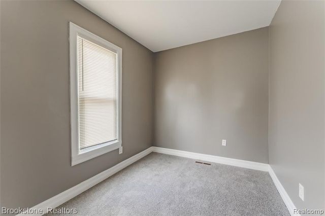 744 Saint Clair Street, Pontiac, MI 48340