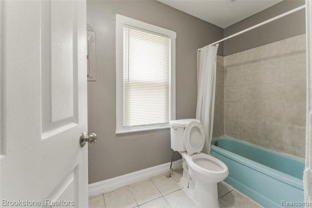 744 Saint Clair Street, Pontiac, MI 48340