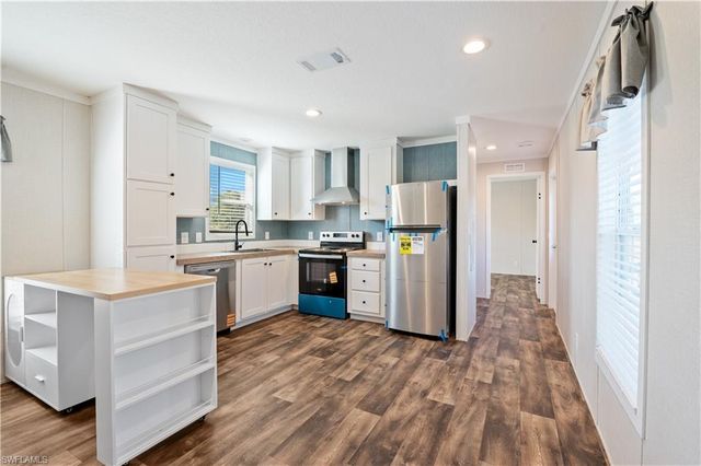 325 Sendero ST, Clewiston, FL 33440