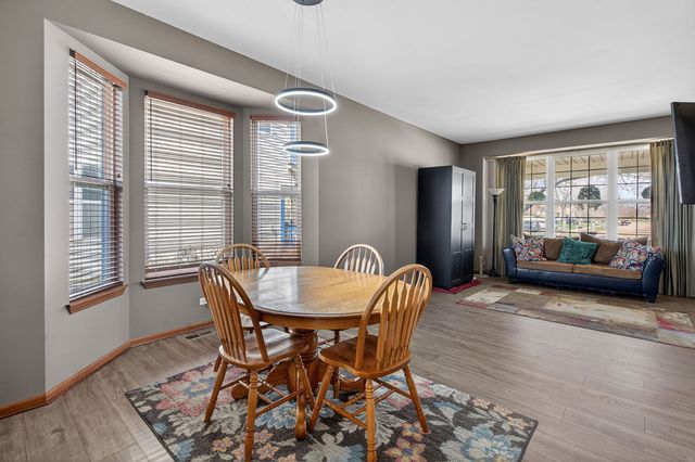 2993 Stirling Court, Montgomery, IL 60538