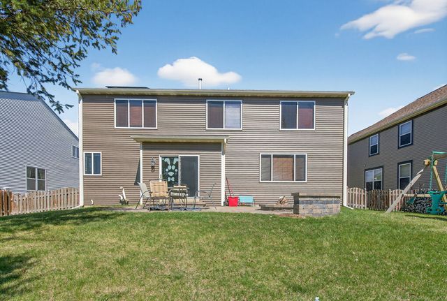 2993 Stirling Court, Montgomery, IL 60538