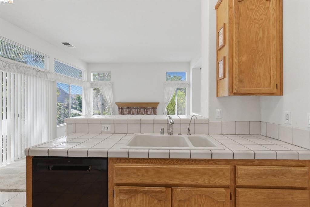 Image 18 of property listing at 362 Ruby Terrace, Brentwood, CA 94513