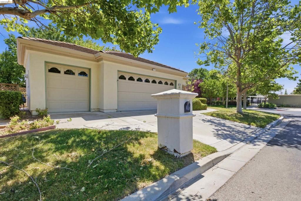 Image 4 of property listing at 362 Ruby Terrace, Brentwood, CA 94513