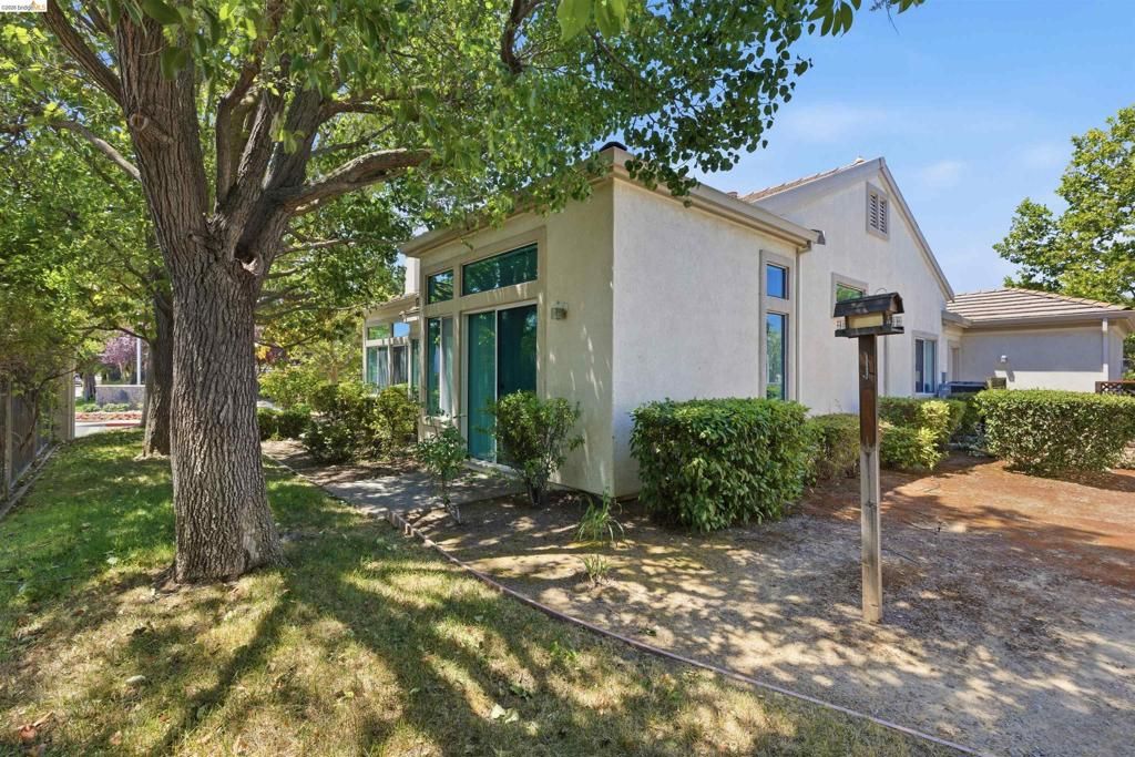 Image 8 of property listing at 362 Ruby Terrace, Brentwood, CA 94513