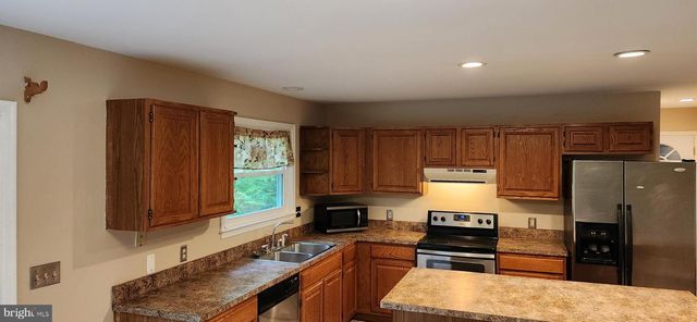 4732 SHADY HILL LN, Waldorf, MD 20601