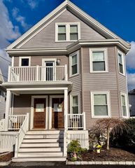 88 Gardner St 88/1, Waltham, MA 02453