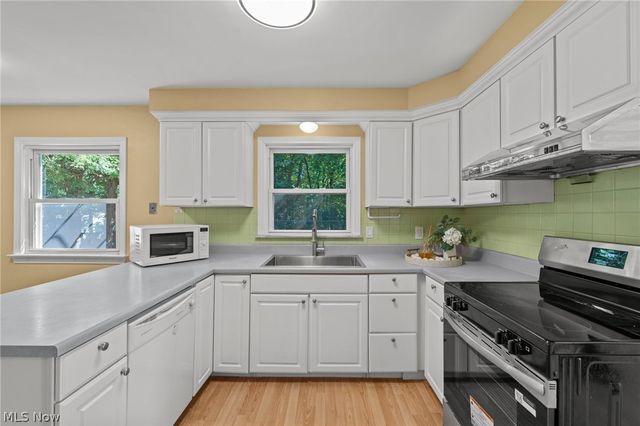 2127 Lyndway Road, Beachwood, OH 44122