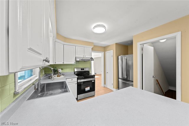 2127 Lyndway Road, Beachwood, OH 44122