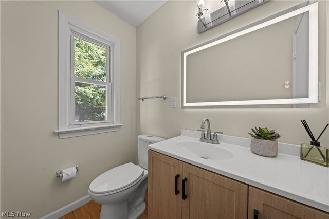2127 Lyndway Road, Beachwood, OH 44122