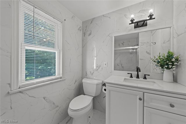 2127 Lyndway Road, Beachwood, OH 44122