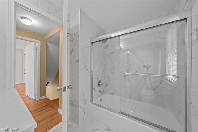 2127 Lyndway Road, Beachwood, OH 44122