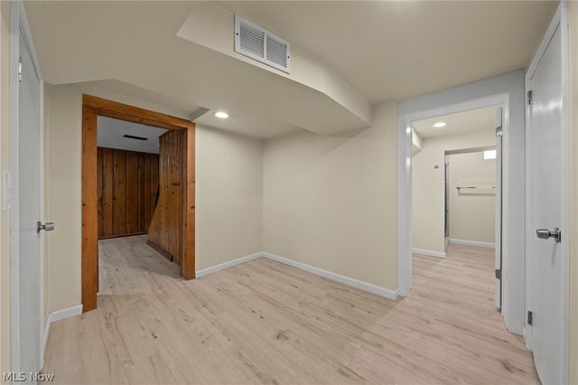 2127 Lyndway Road, Beachwood, OH 44122