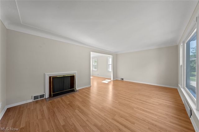 2127 Lyndway Road, Beachwood, OH 44122